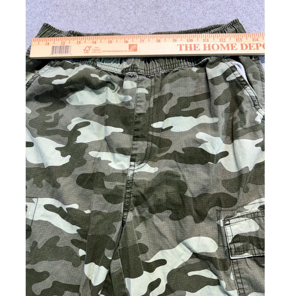 The Childrens Place Cargo Shorts Kids Size 16 Green Camo Elastic Waist Cotton